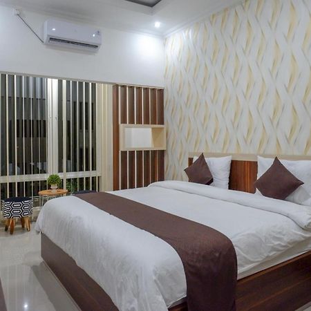 Reddoorz Syariah At Omah Sawah Otel Balong  Dış mekan fotoğraf
